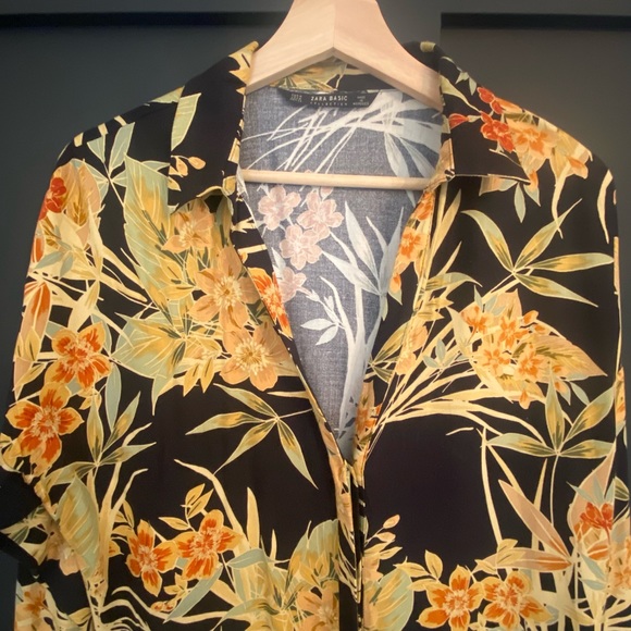 ZARA made in Morocco black shirt dress with floral detail. Size Medium. - Picture 4 of 14